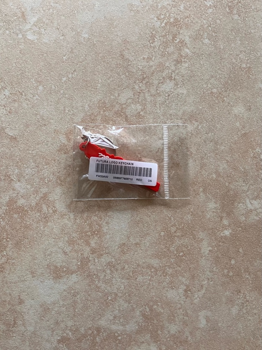 Supreme Futura Logo Keychain - Picture 2 of 2